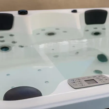 Ferienhaus Yourhouse Ca N'amer - Apartamento Con Jacuzzi